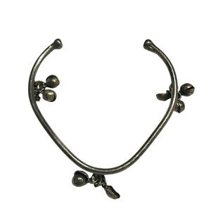 🎨 Antique Adjustable Silver Bracelet with Bells 🎨